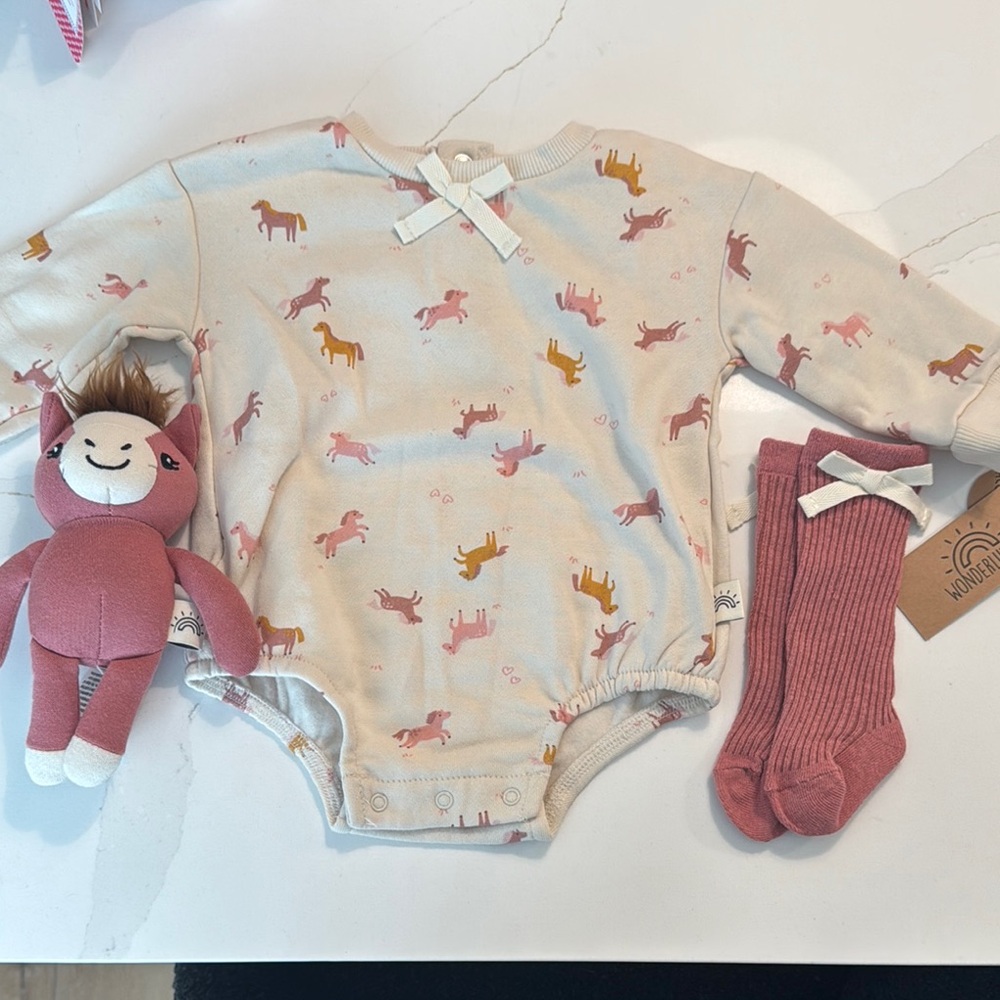Wonderluxe Unicorn Bodysuit - Cream and Pink